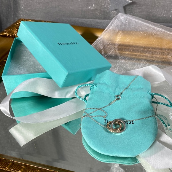 ❤️SOLD❤️✨HP✨TIFFANY & Co 925 SS & Rubedo Metal 1837 Circles Necklace 16” - Picture 9 of 12